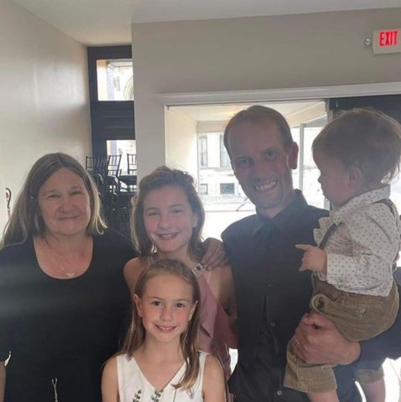 Meet your Posher, Daniel - Picture 1 of 1